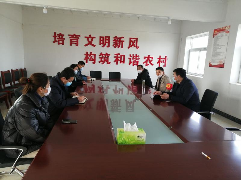 市市场监管局驻朱岗村工作队协助村两委全力做好疫情防控工作